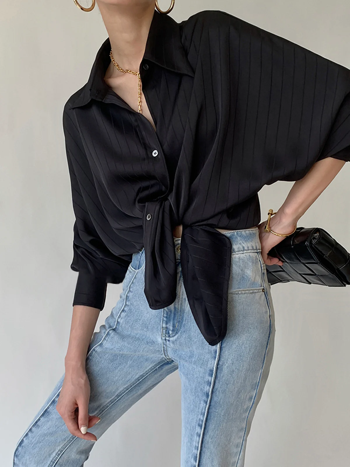 Charlotte Oversized Button Up Collared Shirt - Takermore