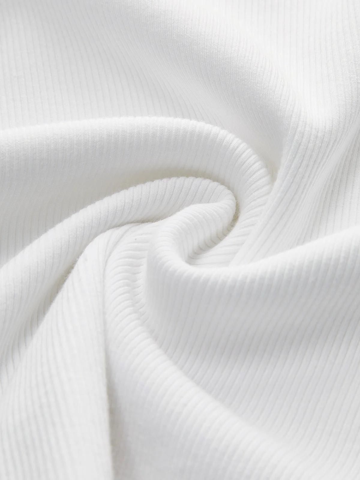 Ellis Crop Tank Top - Takermore