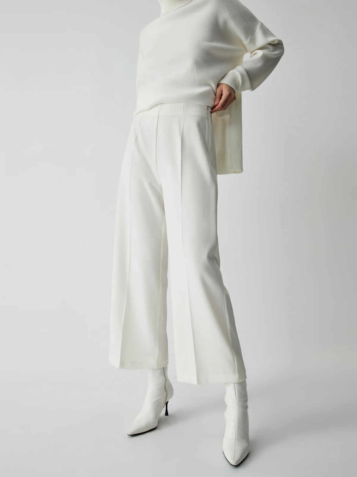 Semi-Sheer Wide Leg Culotte Pants - Takermore