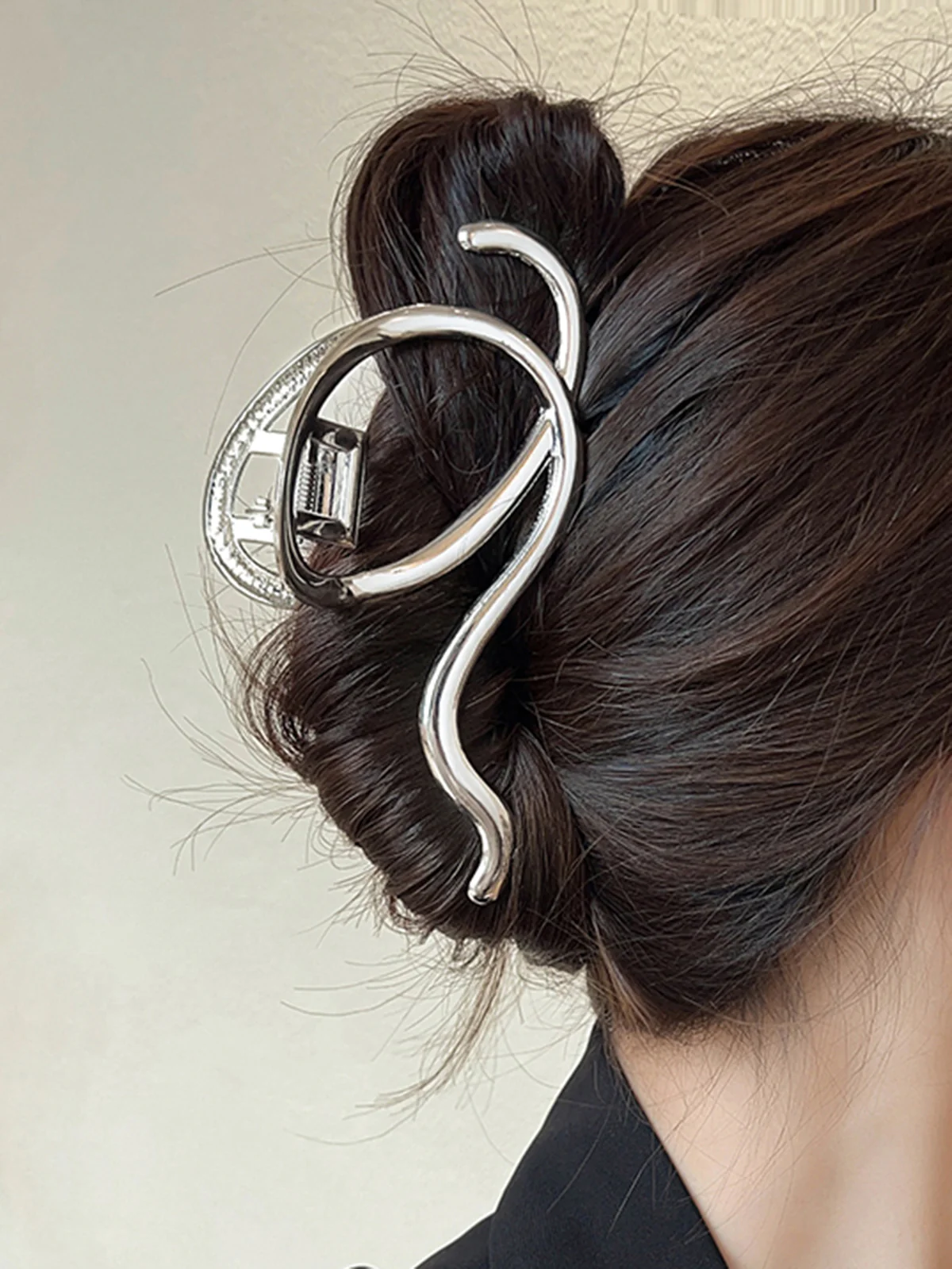 Sea Wave Hair Claw - Takermore