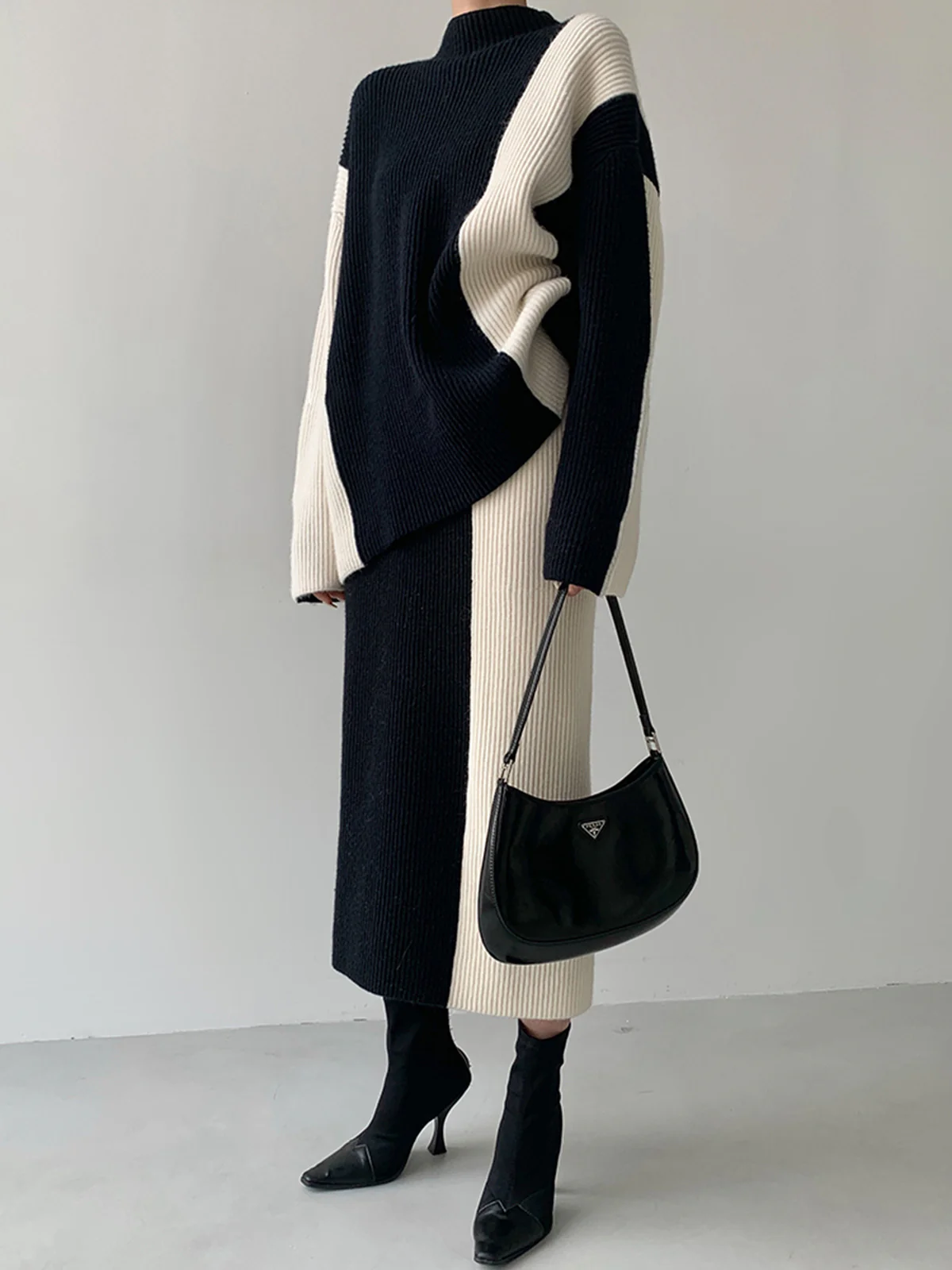 Miss Paris Stripe Two Piece Knit Skirt Set - Takermore