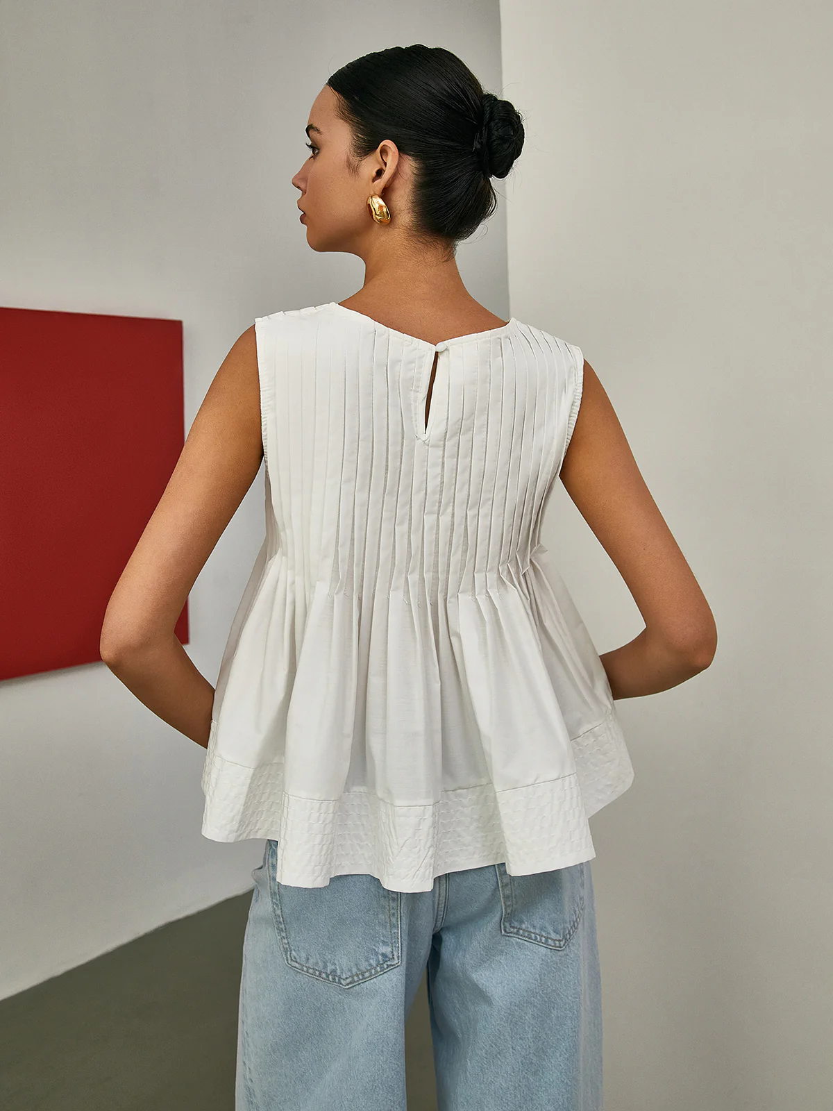 Pleated Peplum Sleeveless Blouse - Takermore