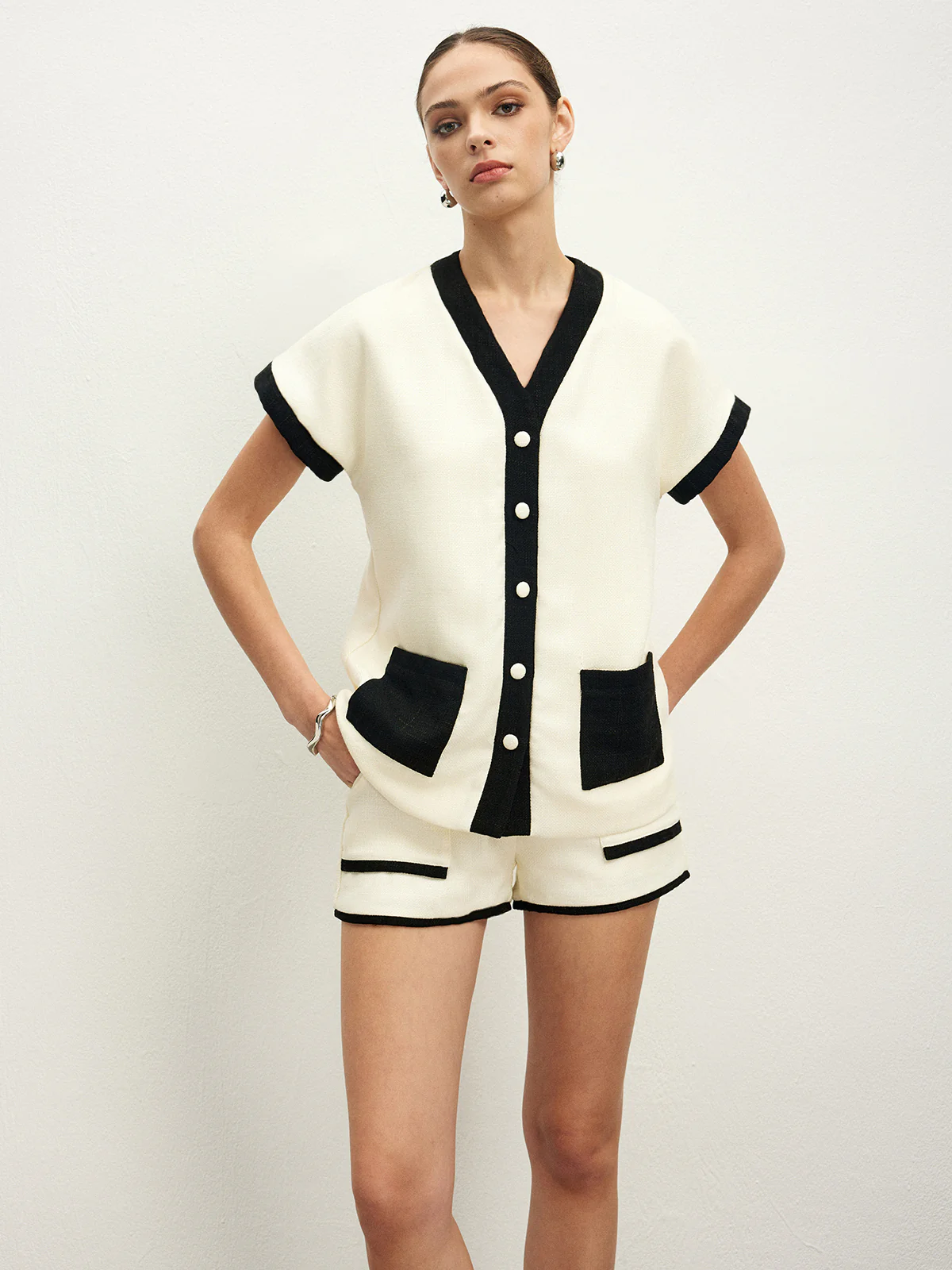 Contrast Binding Pockets Blouse - Takermore