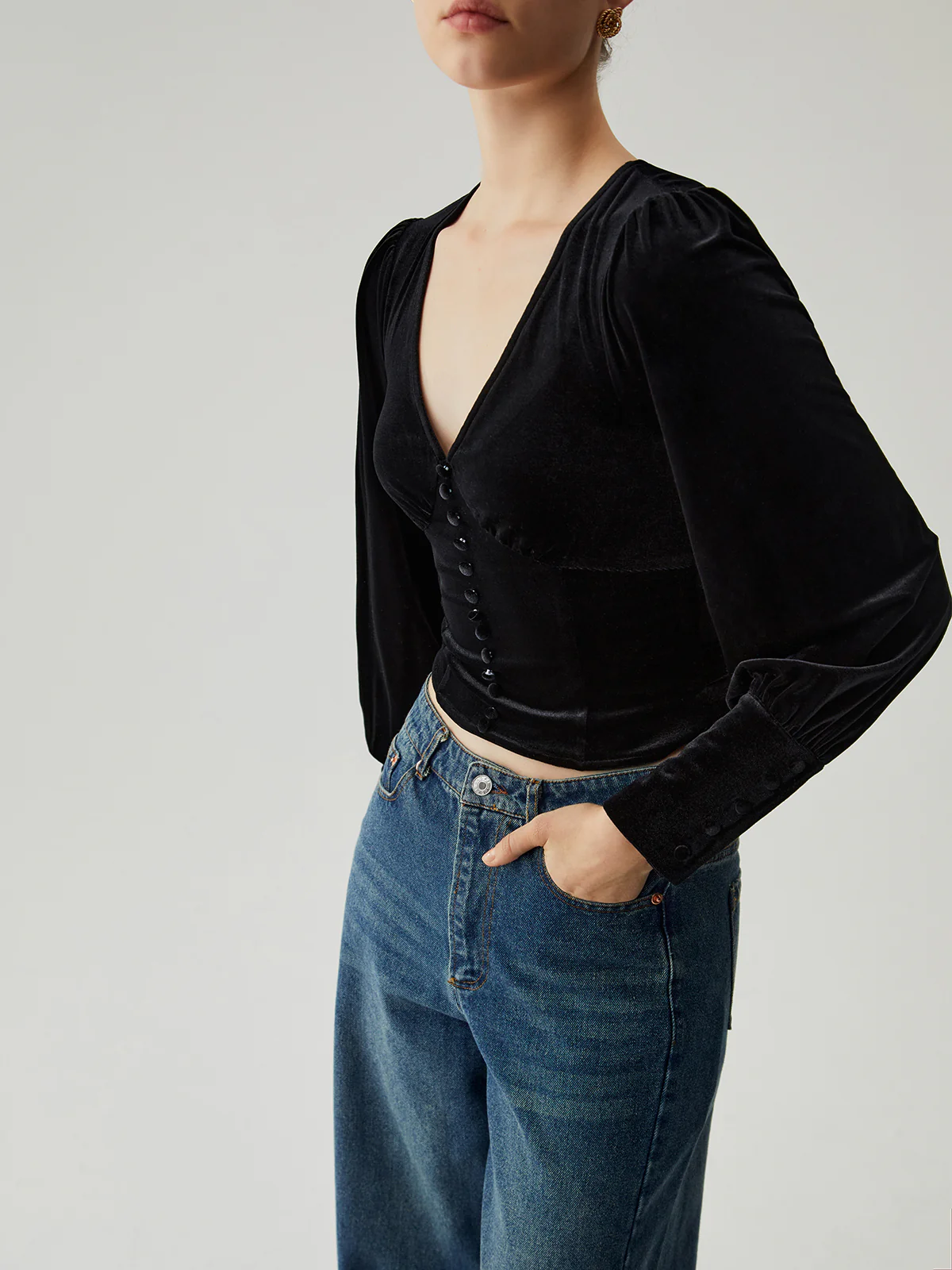 Velvet Buttoned V-neck Long Sleeve Crop Top - Takermore